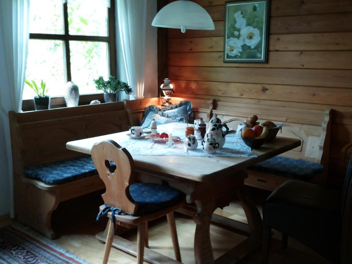 Gaestezimmer Am Huestert Adenau Exterior photo